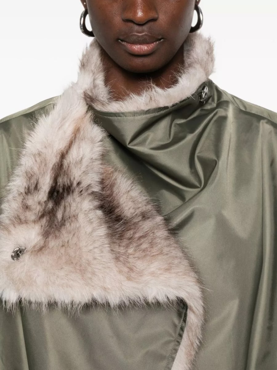 The frankie shop Giacca bomber reversibile in pelliccia sintetica Vera, view 4