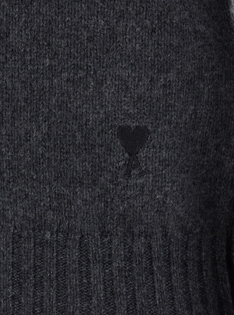 AMI Paris Maglione a Collo Alto con Rifiniture a Coste in Cashmere Grigio Donna, view 3