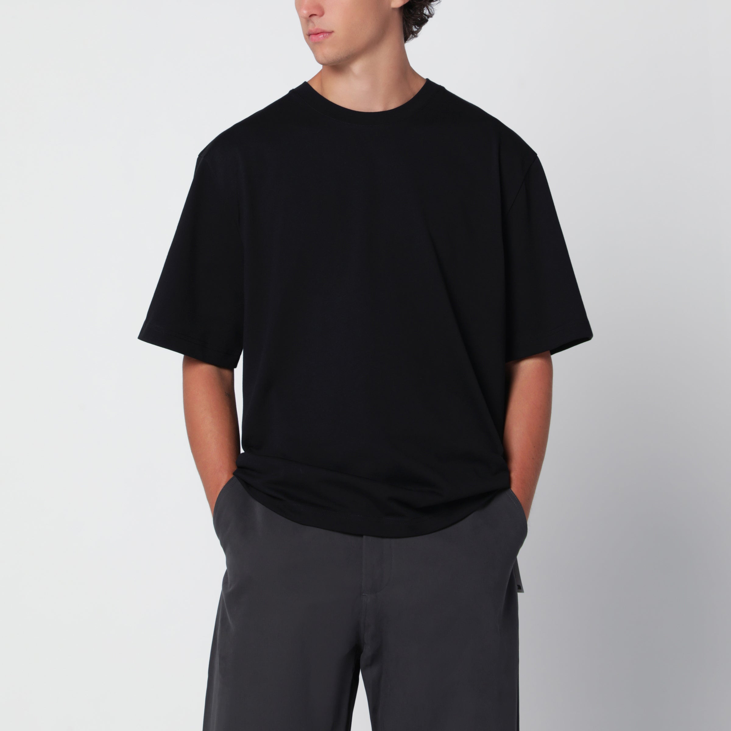 STUDIO NICHOLSON T-shirt Lay nera vestibilità boxy