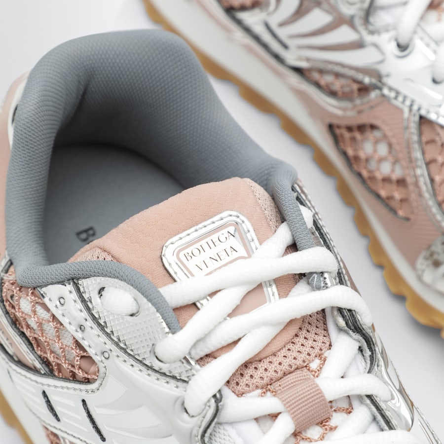 Bottega Veneta Sneaker Orbit bianche/rosa in pelle, view 5