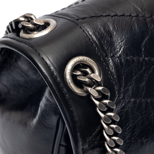 Saint Laurent Borsa Niki media in pelle increspata, view 4