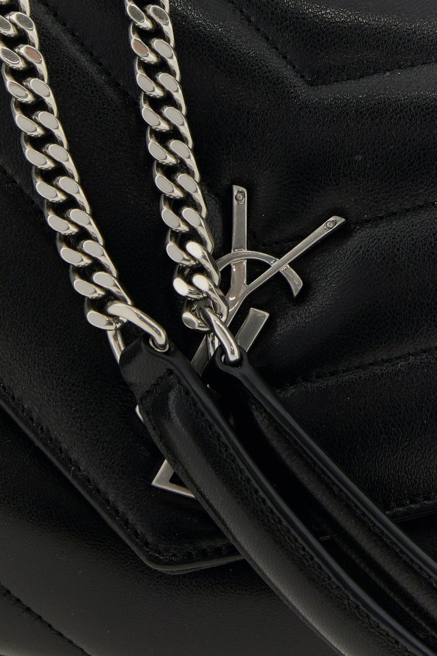 Saint Laurent Borsa a spalla LouLou media in pelle nera, view 4