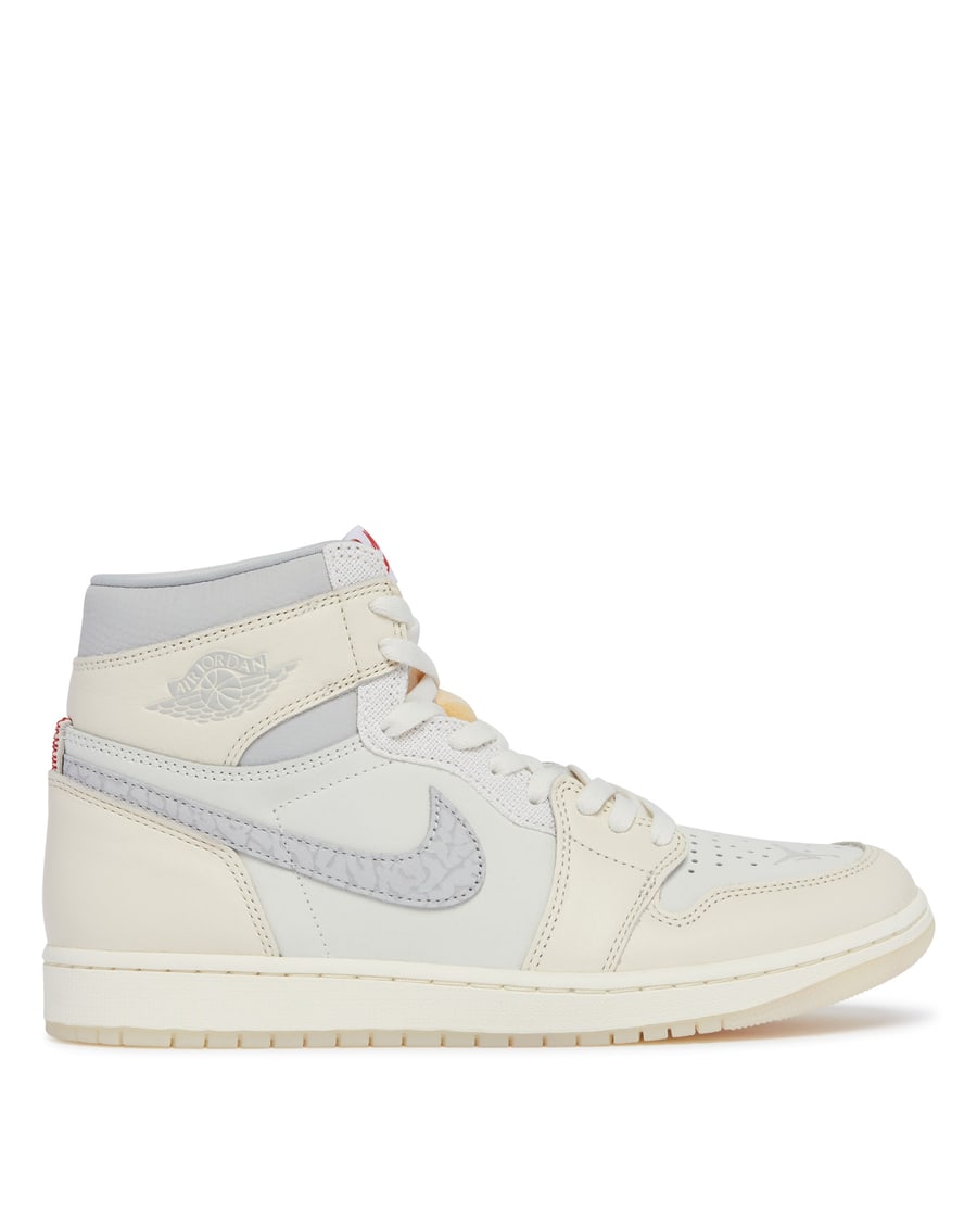 Nike Sneakers Air Jordan 1 Retro High OG Beige