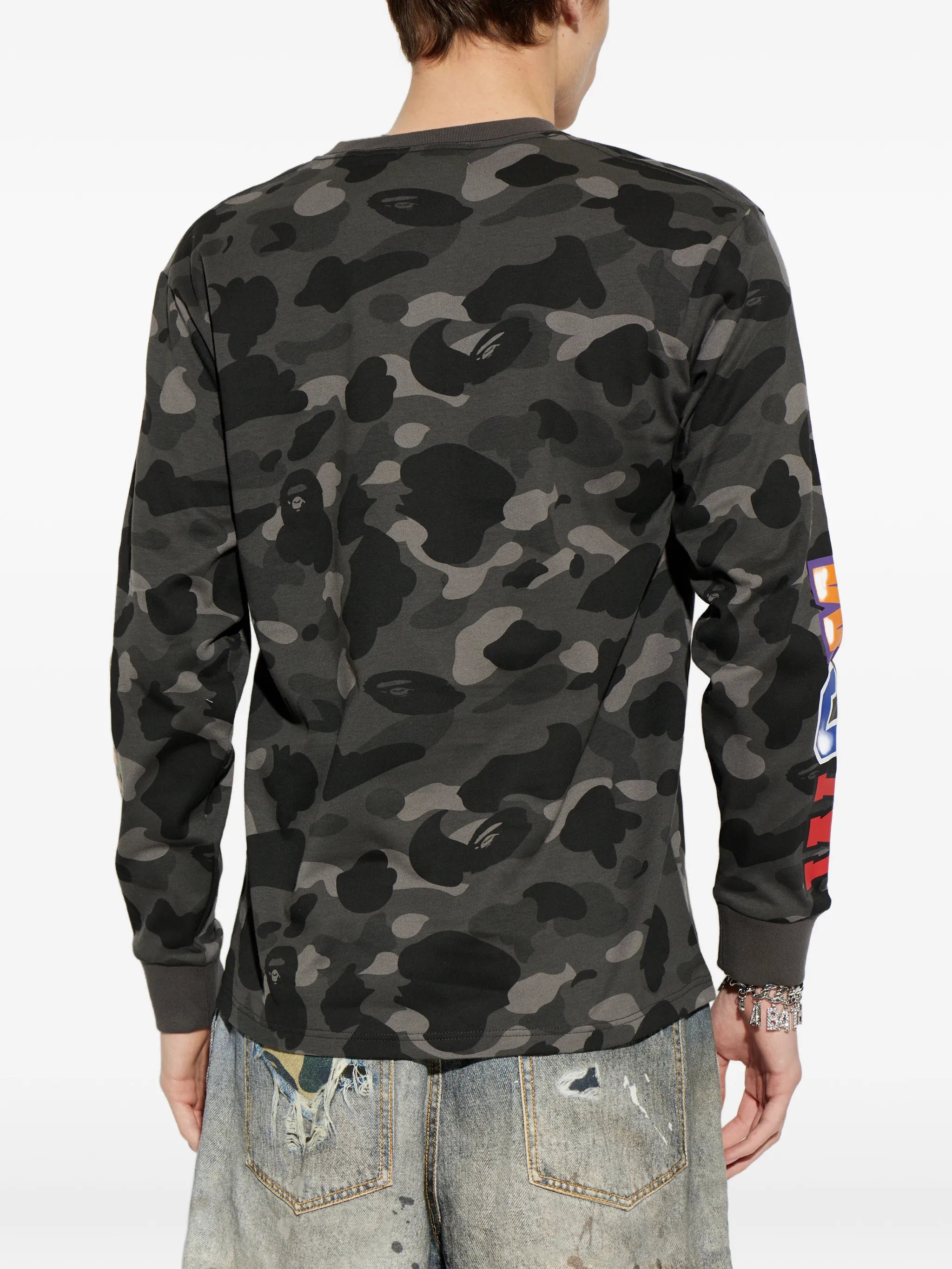 A Bathing Ape A Bathing Ape Camouflage-print Shark-detail T-shirt, view 2