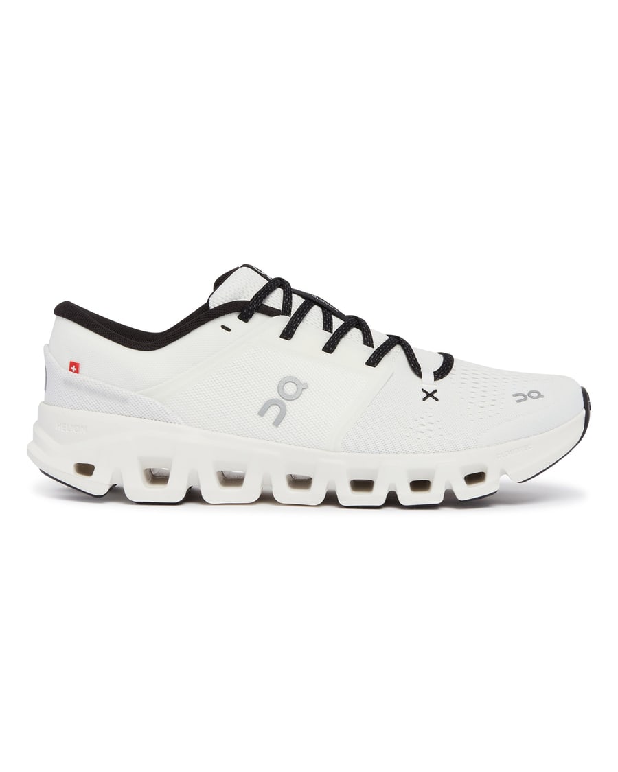 ON Sneakers Cloud X 5 Bianche, view 2