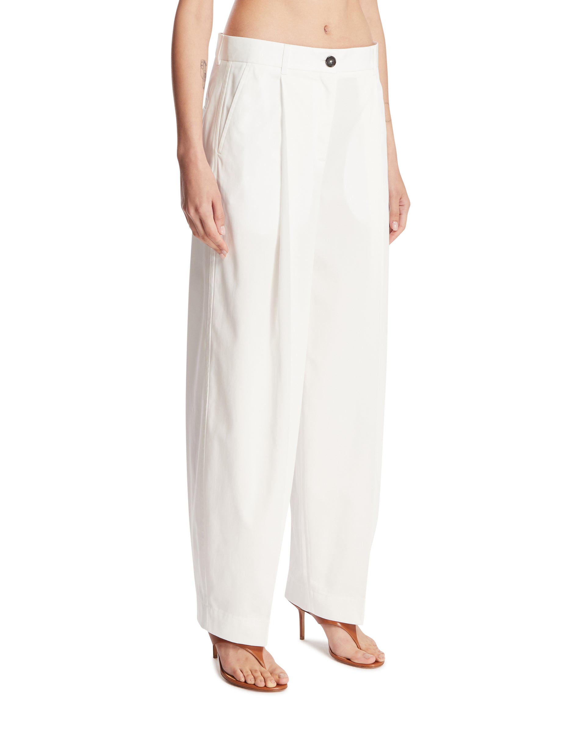 Toteme Pantaloni In Cotone Bianchi, view 2