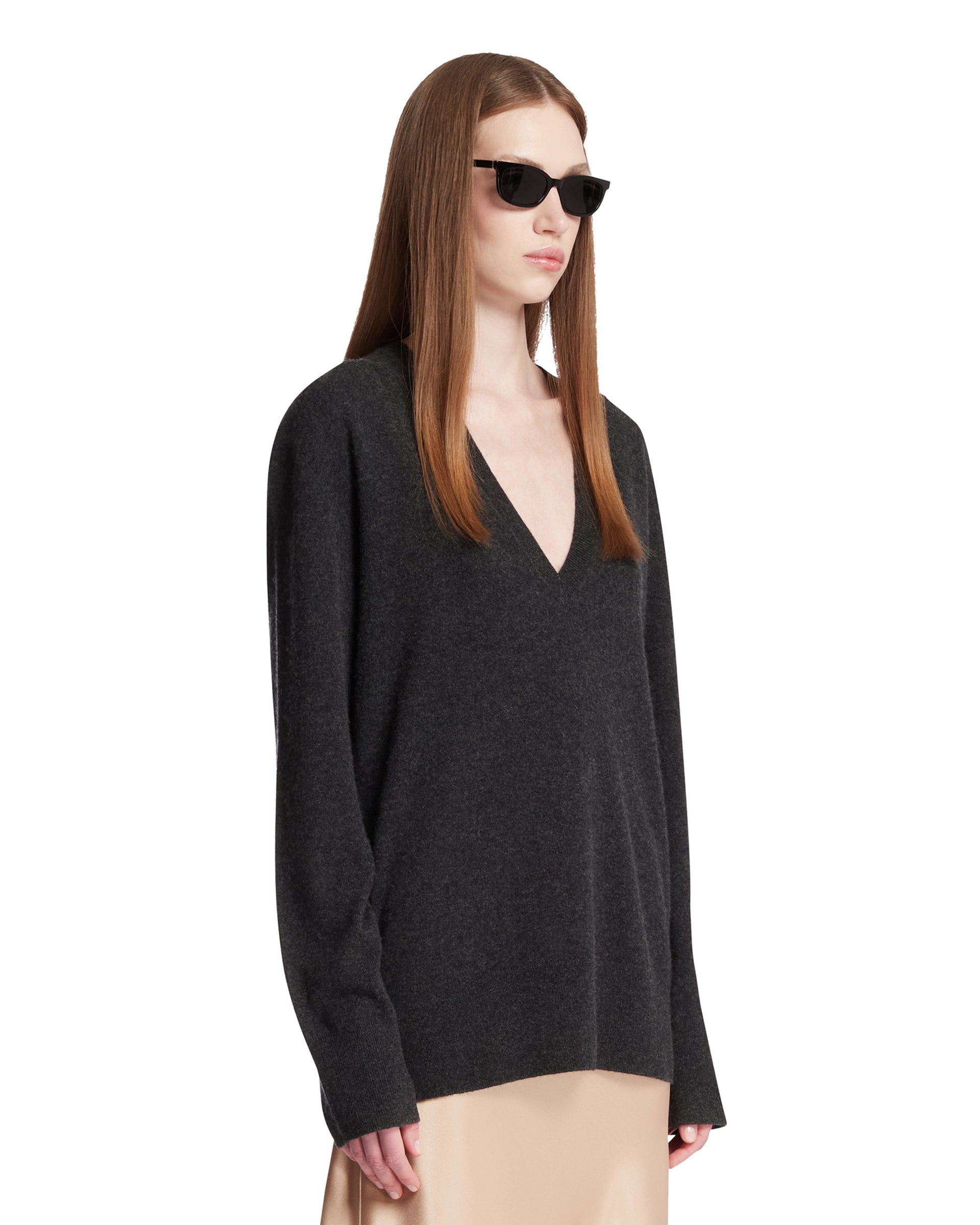 Toteme Maglione Con Scollo A V Grigio, view 2