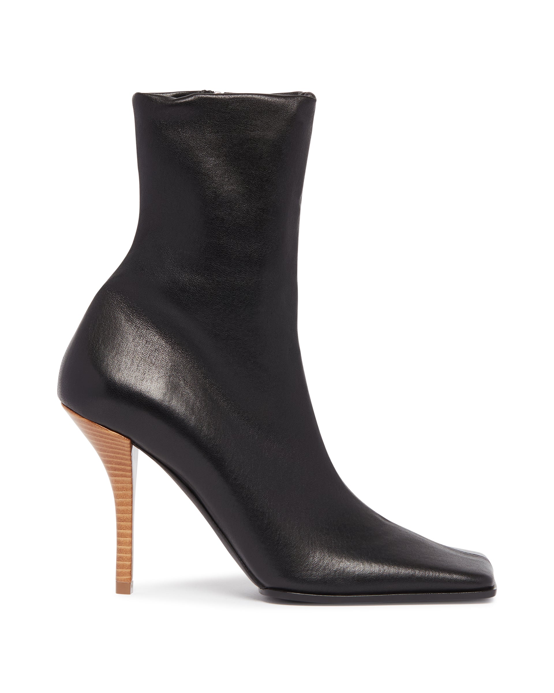 Alaïa Decollete Soft Square In Pelle Nere, view 2