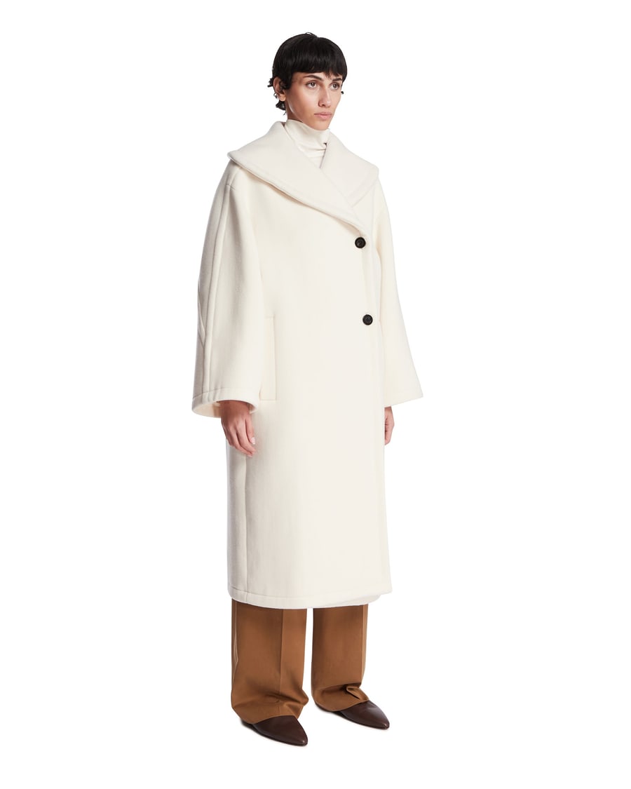 The Row Cappotto in Lana Regino Bianco, view 2