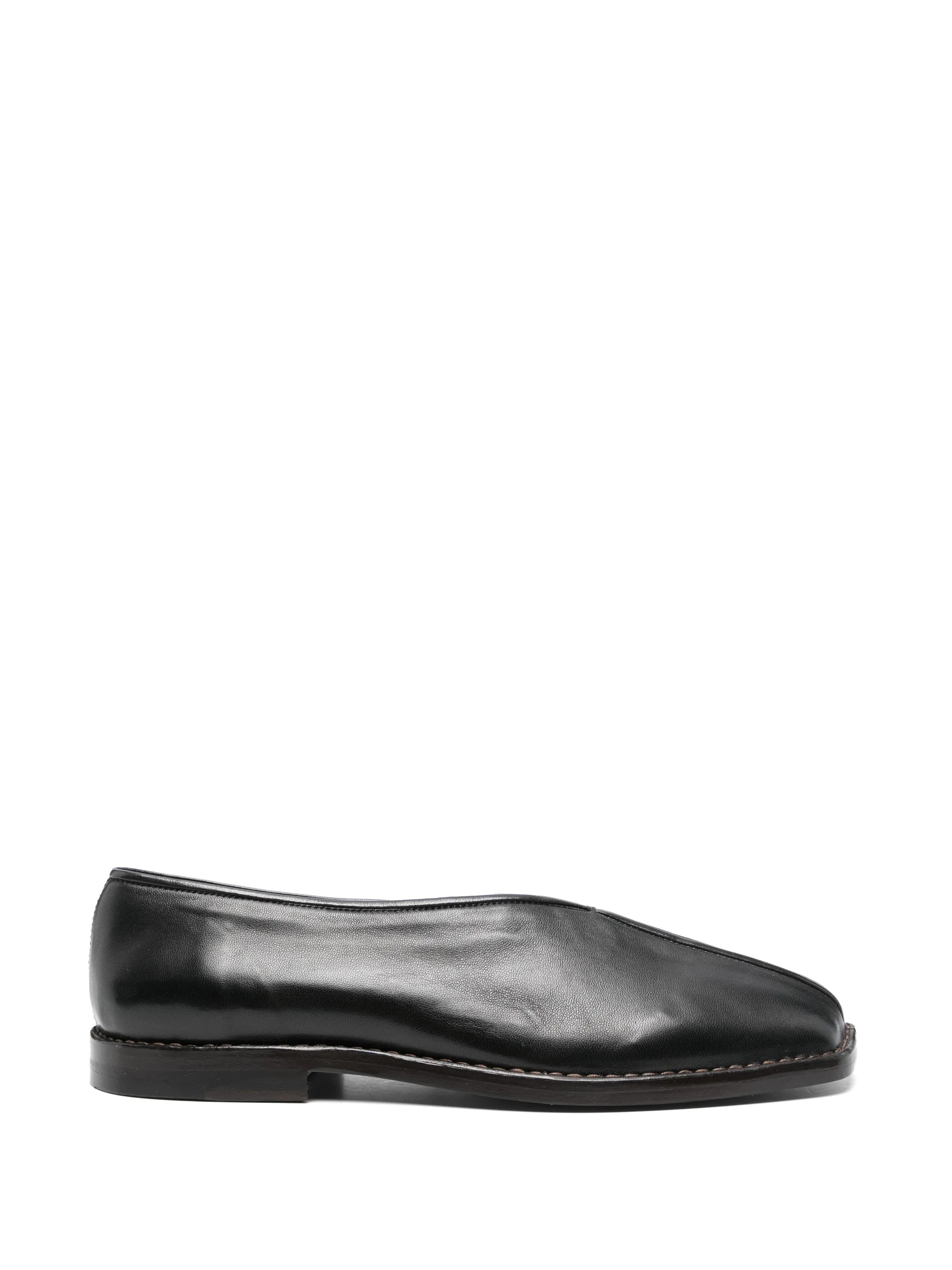 Lemaire Lemaire Flat Piped Slippers In Leather