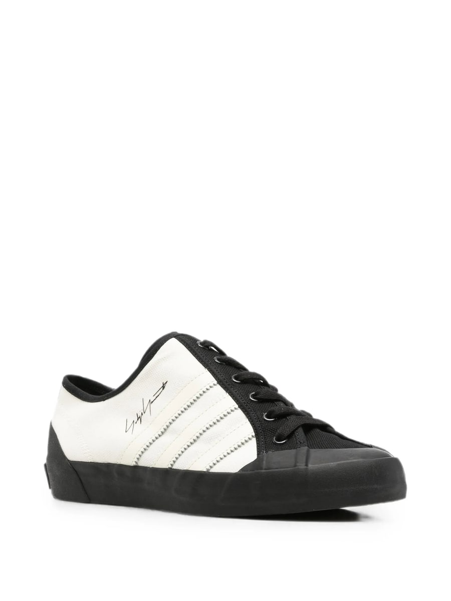 Y-3 Y-3 Nisi Signature-detail Panelled Sneakers, view 3