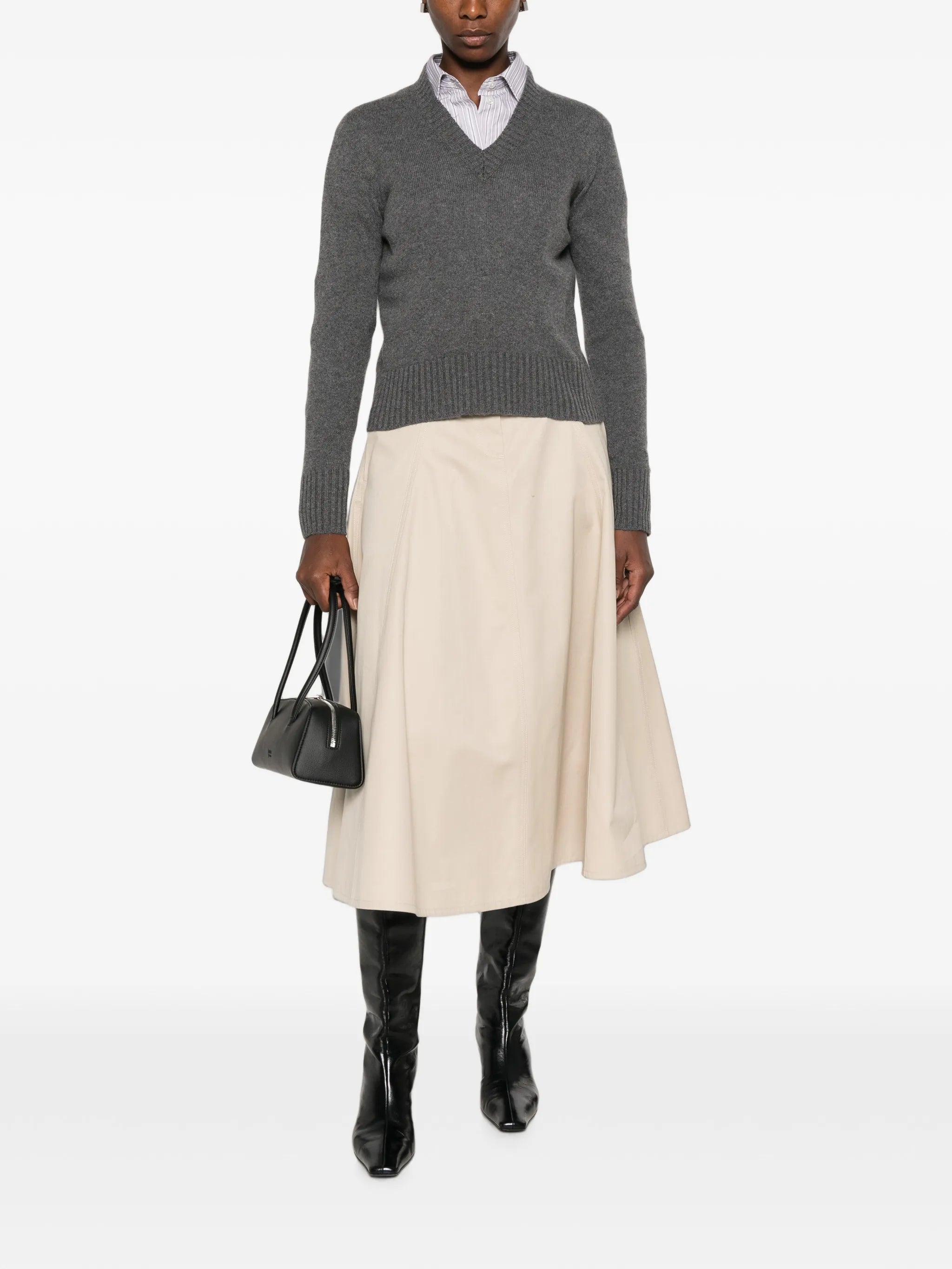 Aragona Aragona V-neck Ribbed-trim Sweater, view 2