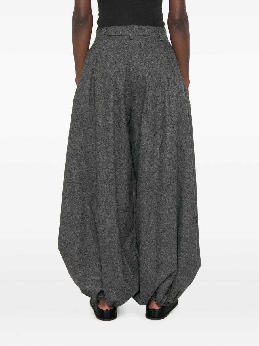 Thelatest Thelatest Pleated Balloon-hem Pants, view 3