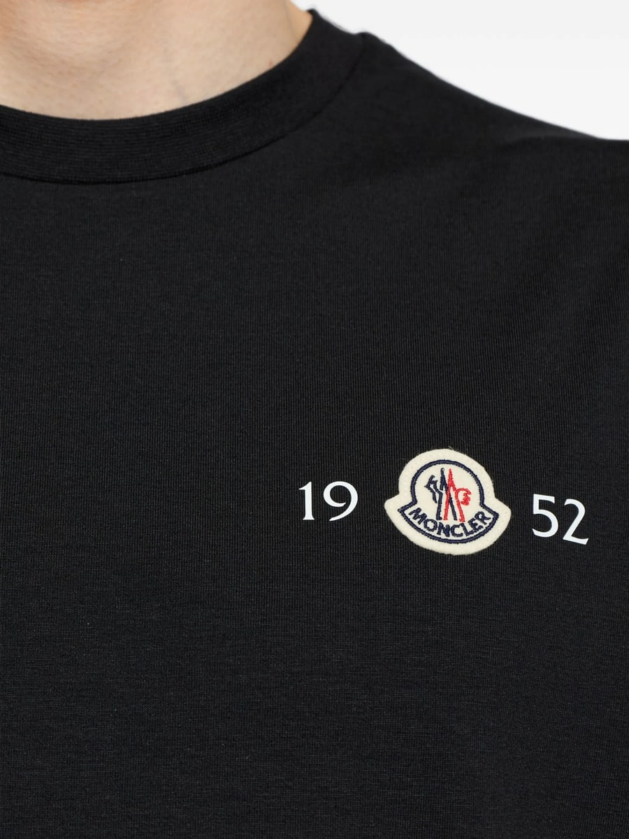 Moncler Moncler Logo-patch T-shirt, view 2