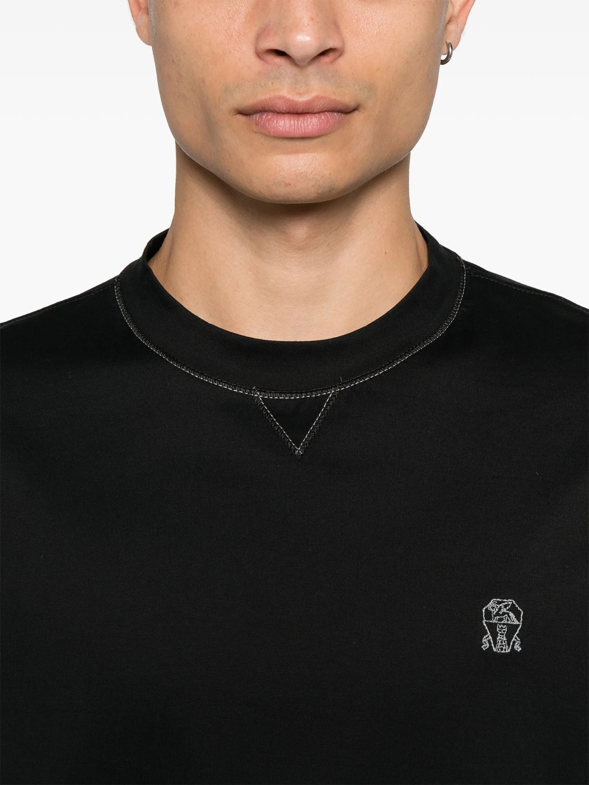 Brunello Cucinelli Brunello Cucinelli Embroidered-logo T-shirt, view 2