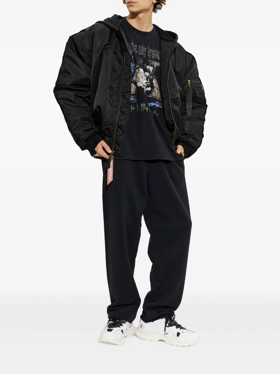 Vetements Vetements Graphic-print Long-sleeve T-shirt, view 3