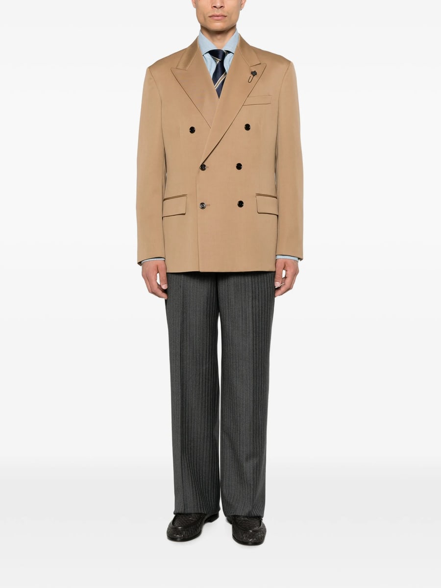 Lardini Lardini Double-breasted Peak-lapel Blazer, view 2