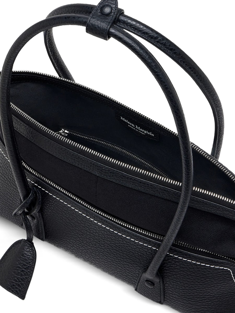 Maison Margiela Maison Margiela 5AC Logo-patch Leather Shoulder Bag, view 4