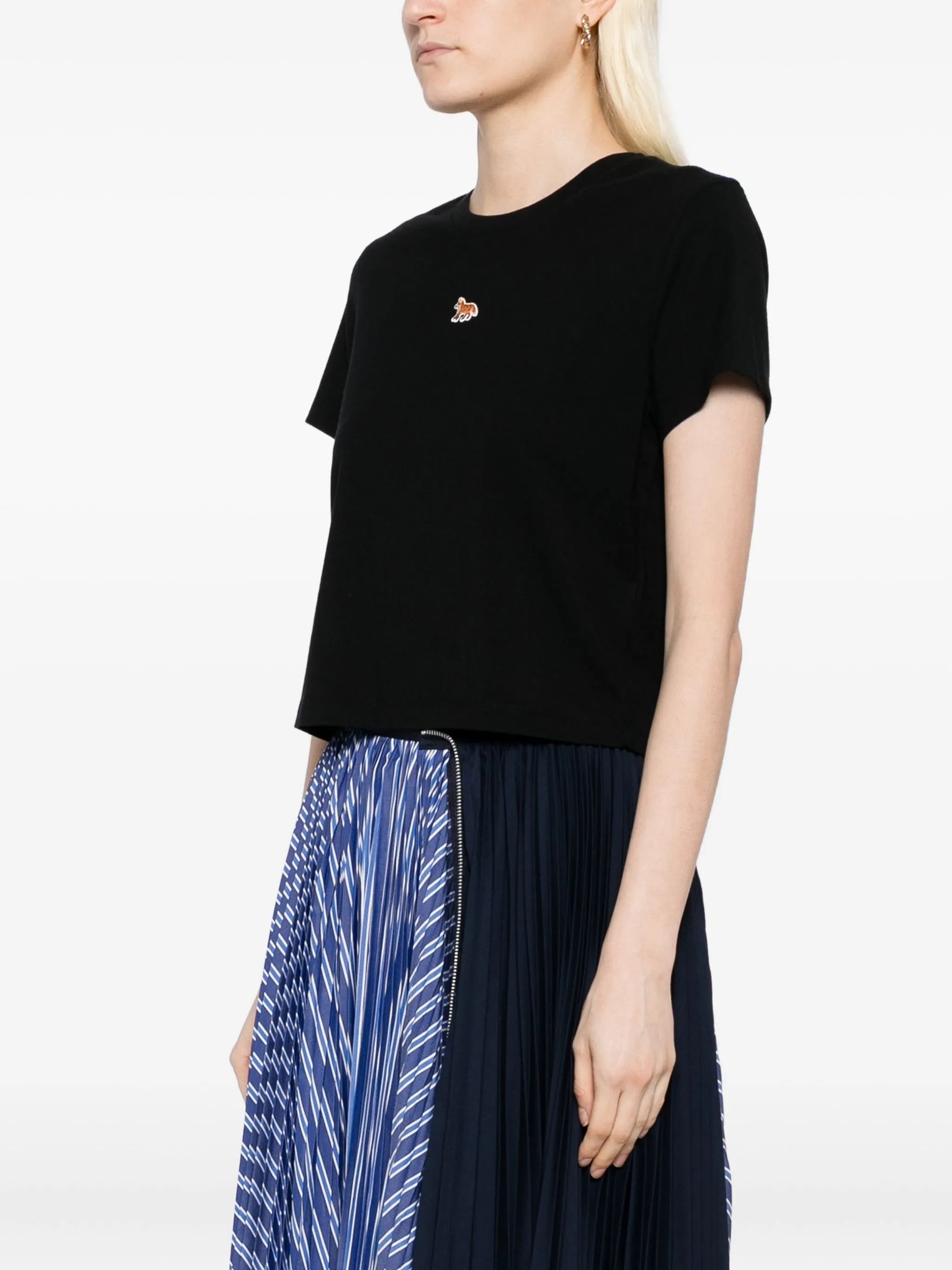 Maison Kitsuné Maison Kitsuné Fox-patch Cropped T-shirt, view 2