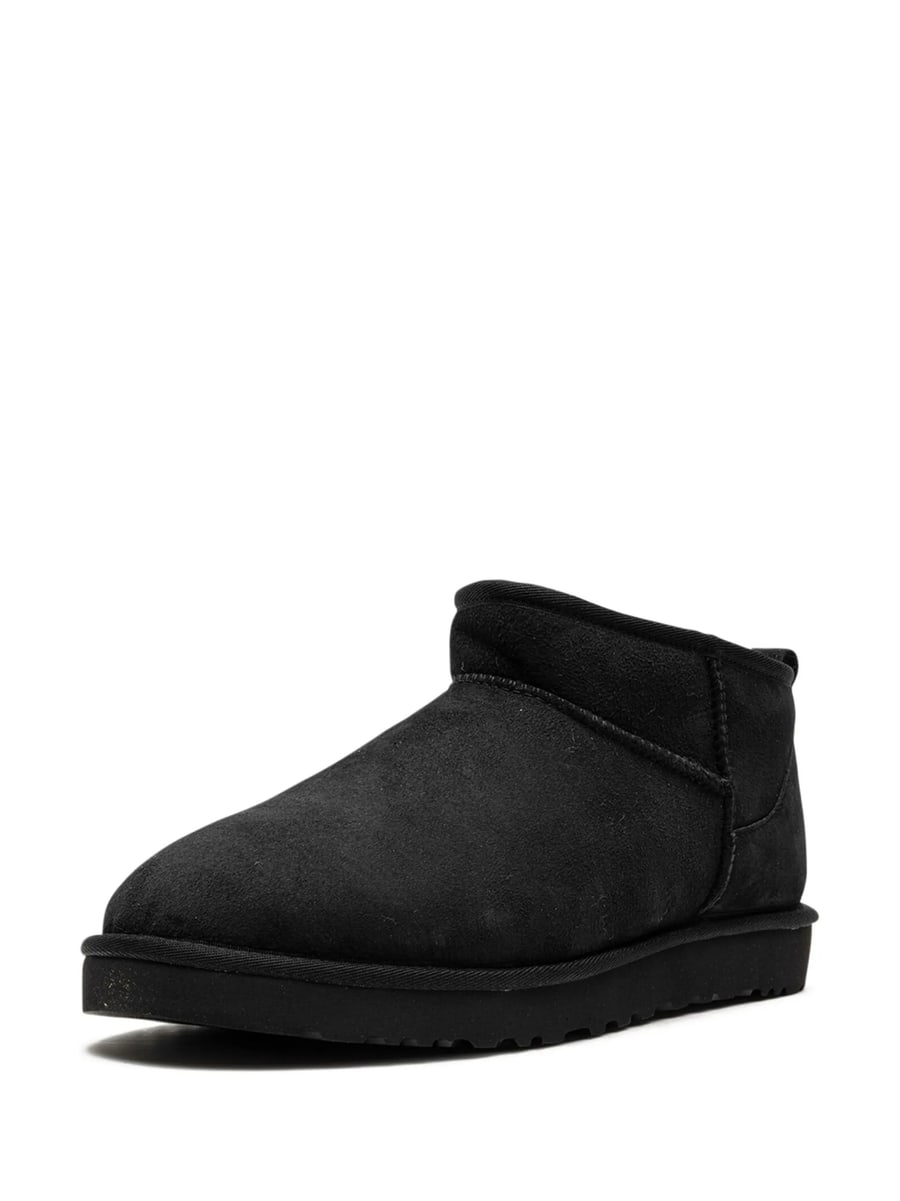 UGG Ugg Classic Ultra Mini Boot "Black", view 3