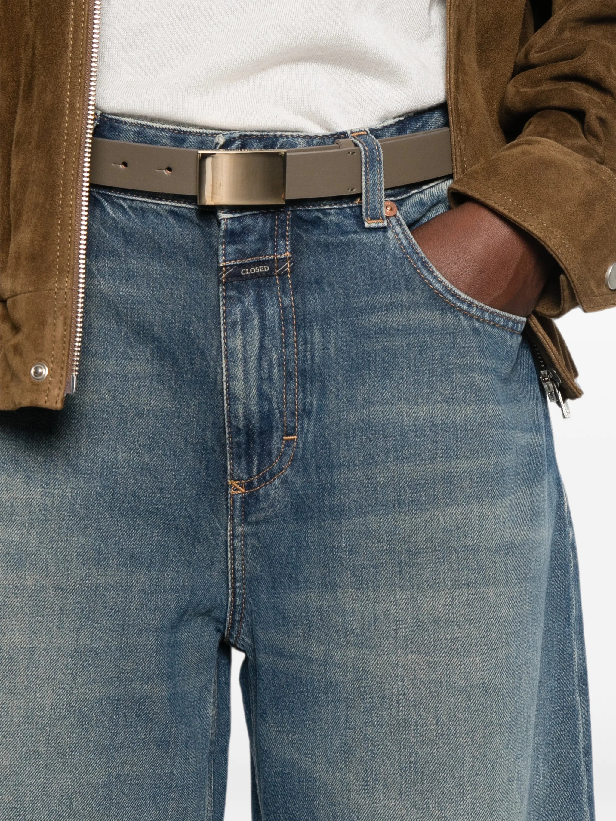 Closed Closed Jazzie Faded Barrel-leg Jeans, view 2