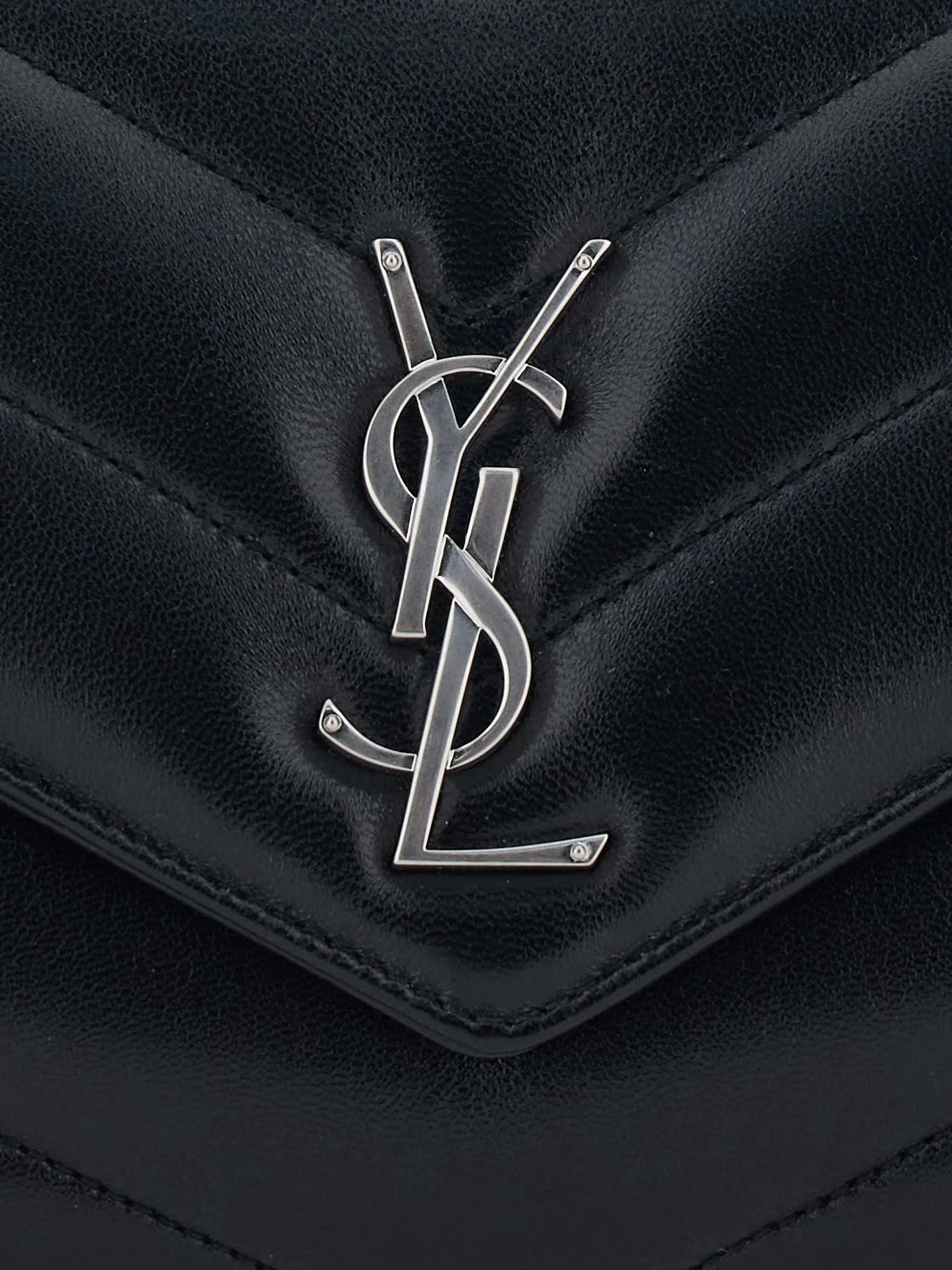 Saint Laurent Saint Laurent Small Loulou Chevron Logo-plaque  Shoulder Bag, view 2