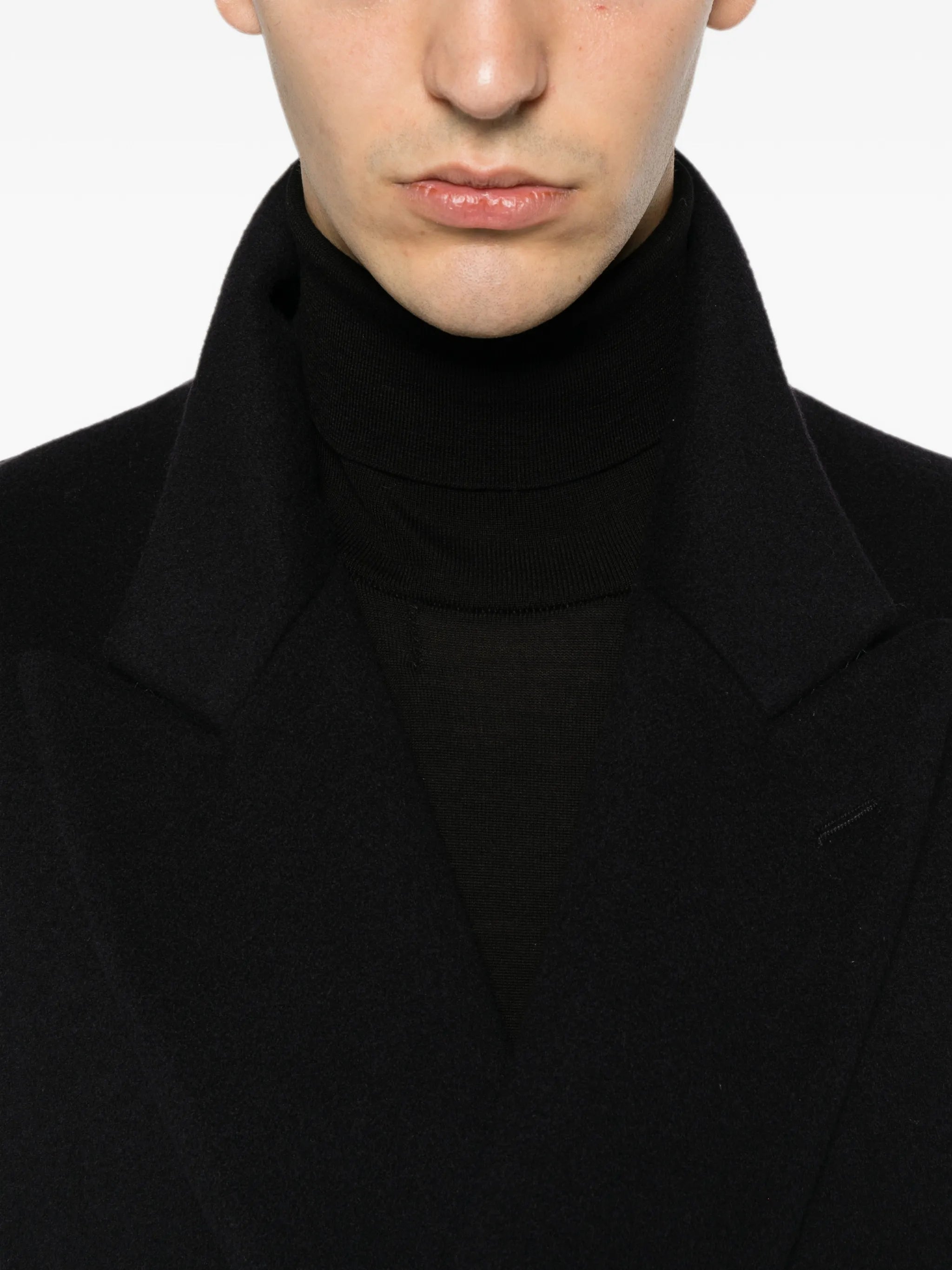 Lardini Lardini Double-breasted Peak-lapel Coat, view 2