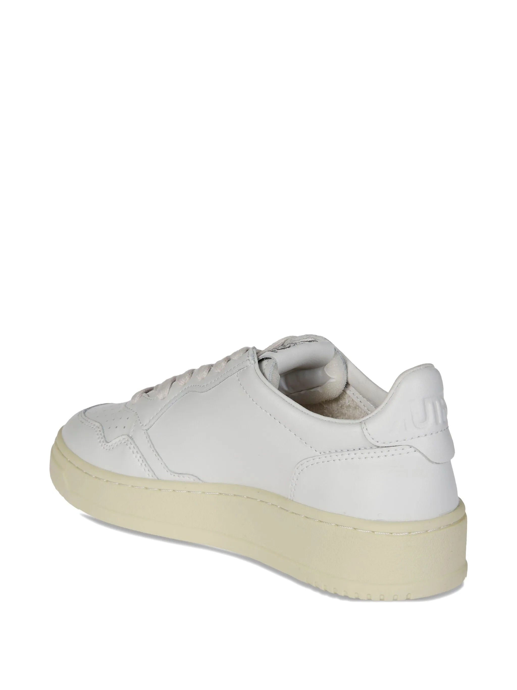 Autry Autry Medalist Low Sneakers In White Leather, view 2