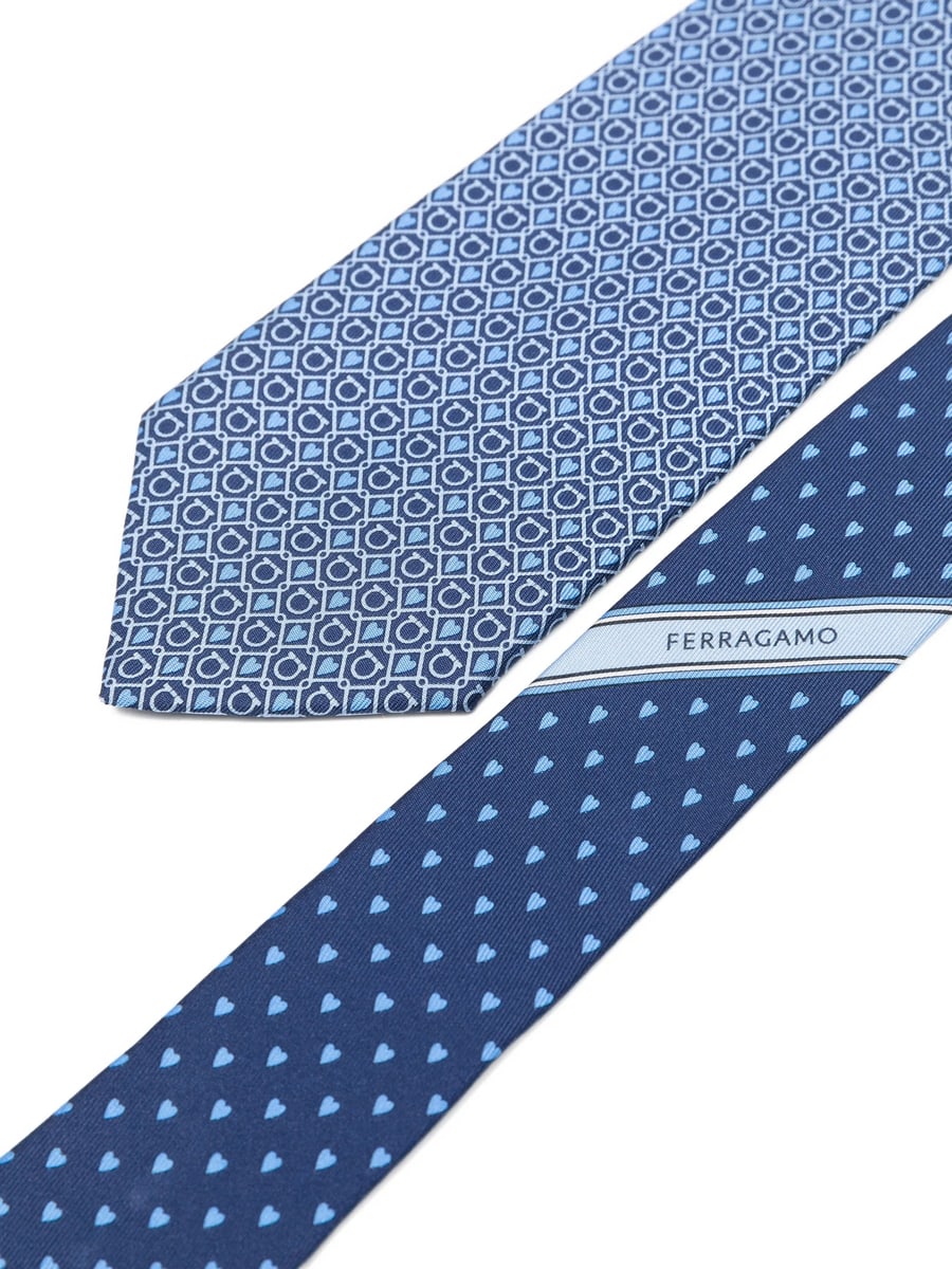 Ferragamo Ferragamo Gancini And Hearts Print Silk Tie, view 3