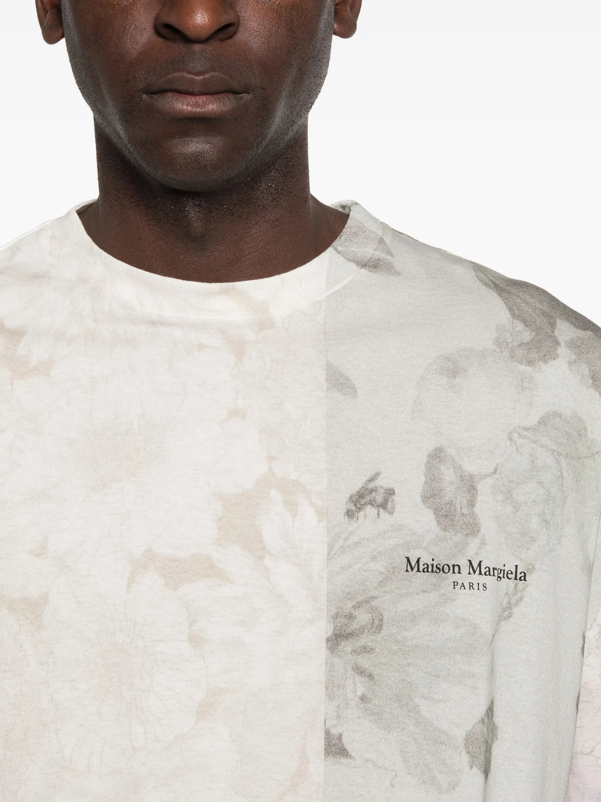 Maison Margiela Maison Margiela Floral-print Crew-neck T-shirt, view 2
