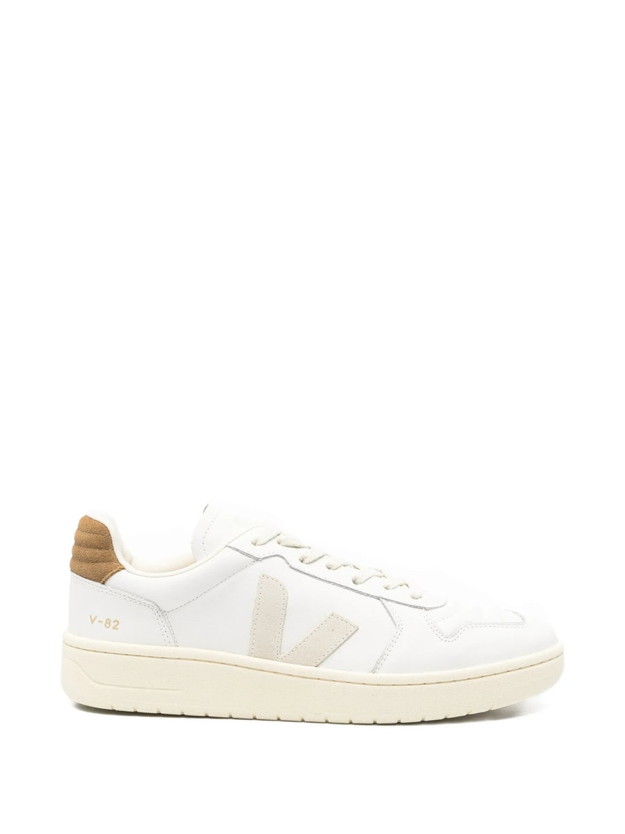 Veja Veja V-82 II Leather Sneakers