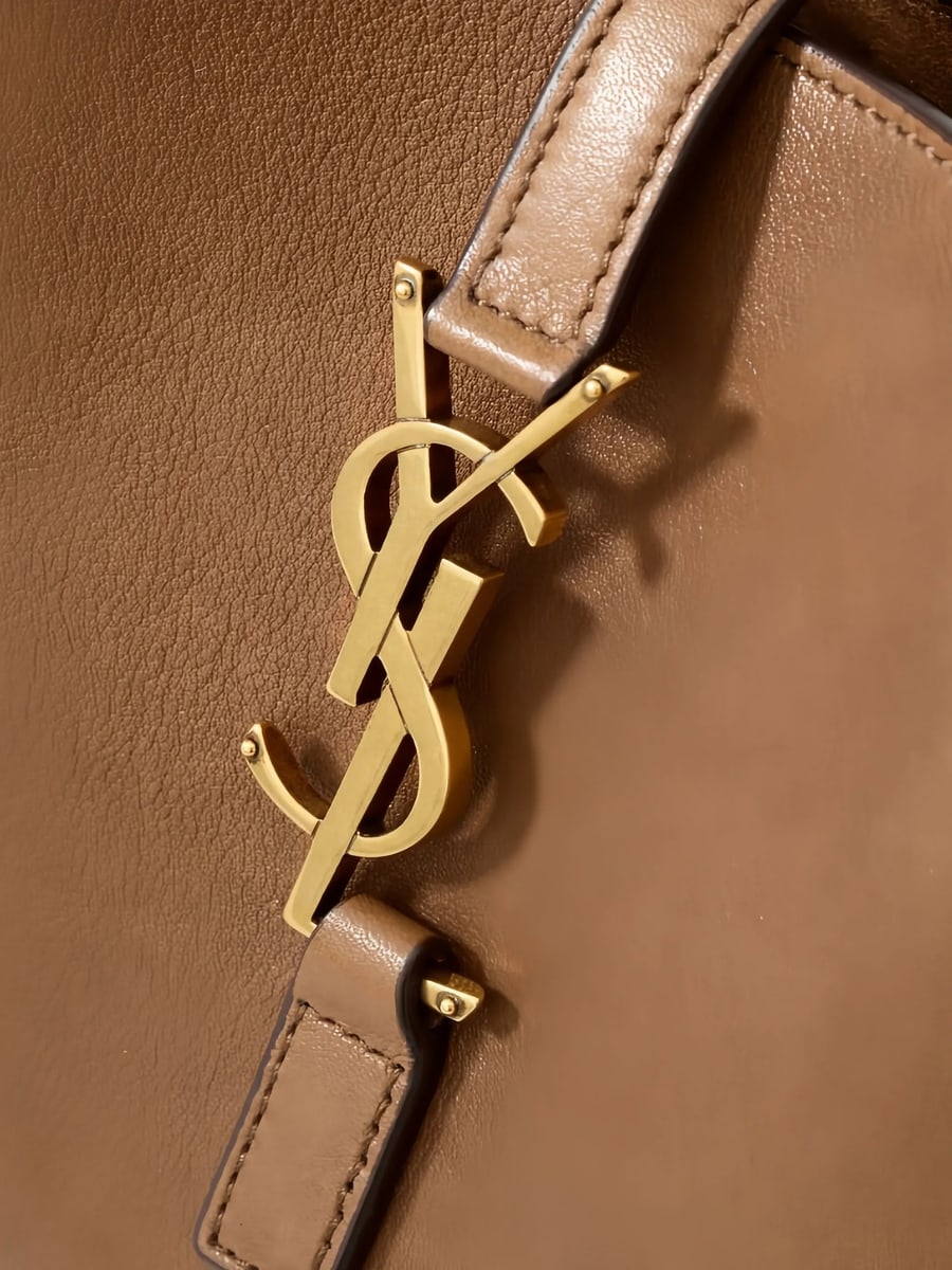 Saint Laurent Saint Laurent Small Le 5 à 7 Shoulder Bag, view 4