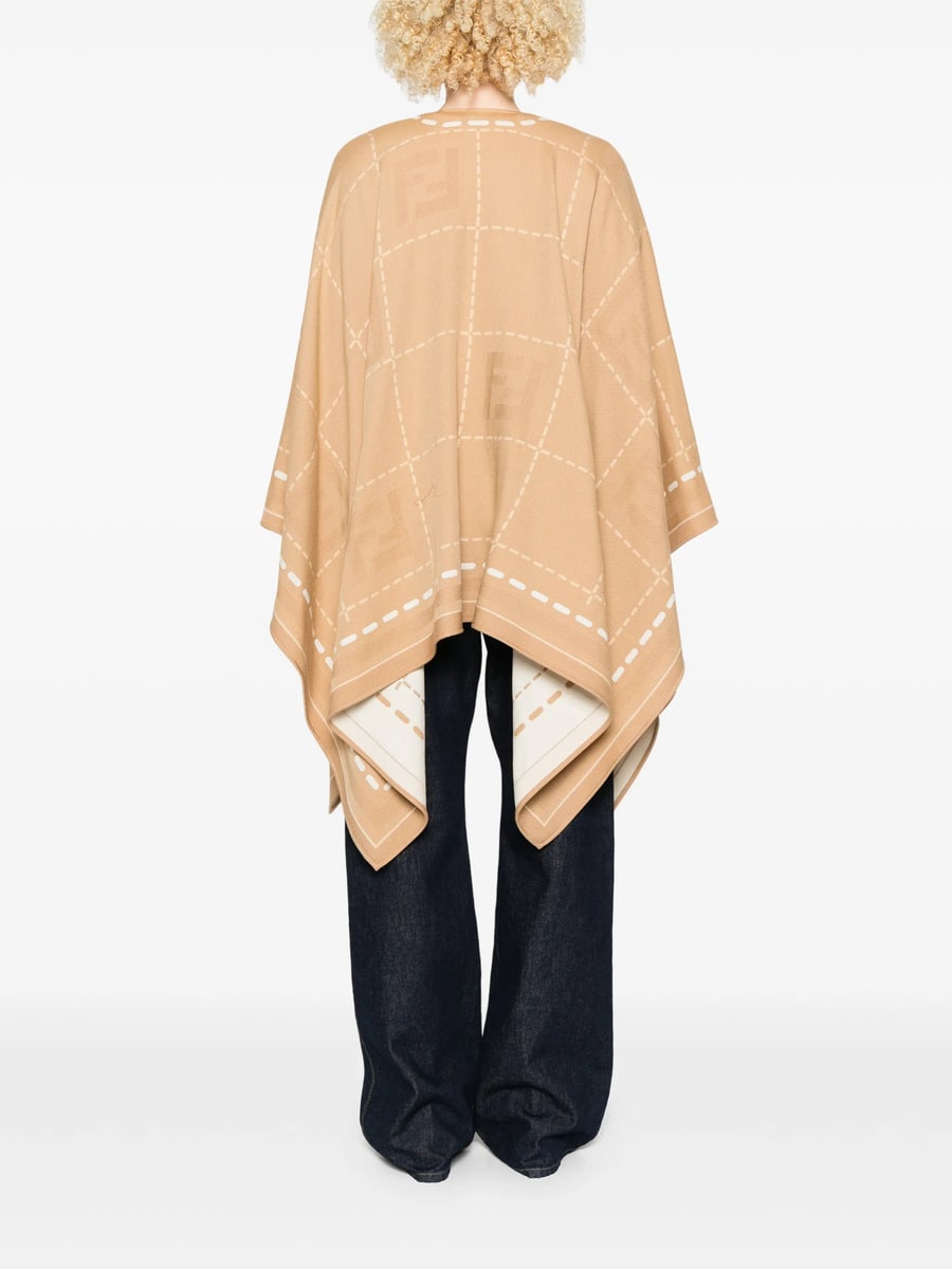 Fendi Fendi Patterned Poncho, view 5