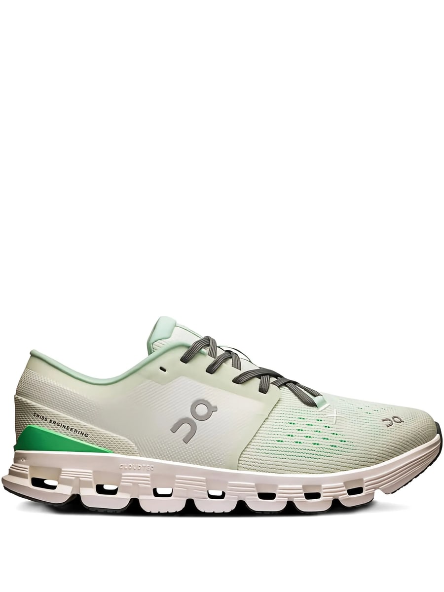 On Running On Running Cloud X Sneakers