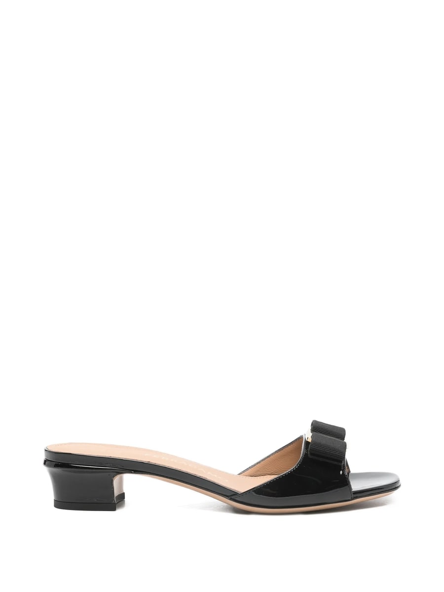 Ferragamo Ferragamo Vara Bow Slides