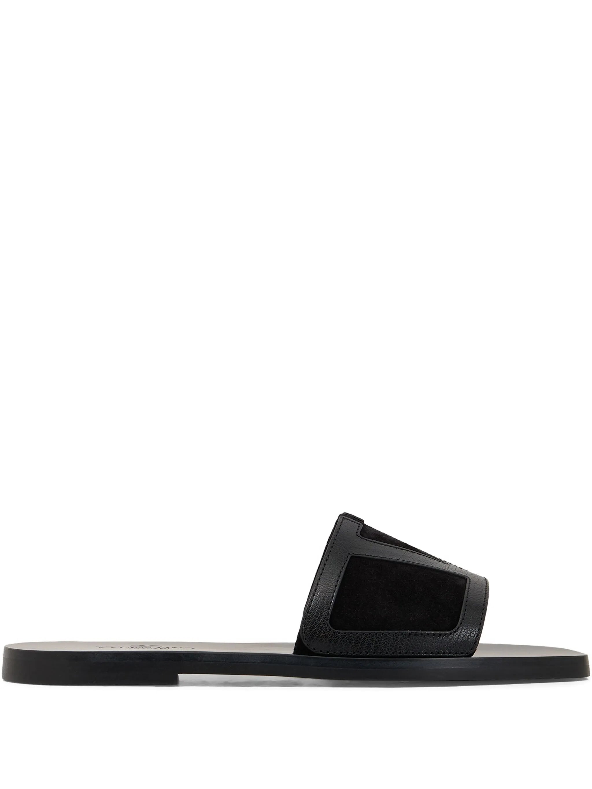 Valentino Garavani Valentino Garavani Viva Superstar Leather Flat Sandals