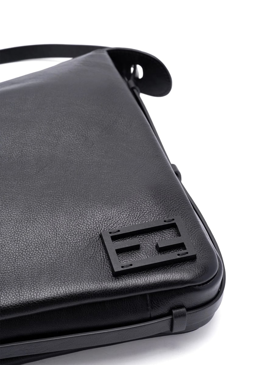 Fendi Fendi Large Simply Shoulder Bag, view 5
