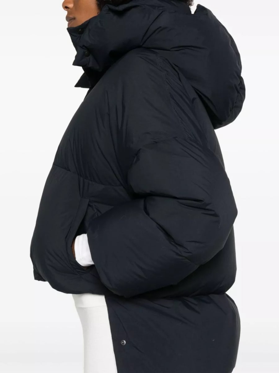 Alaïa Giacca corta imbottita in nylon, view 2