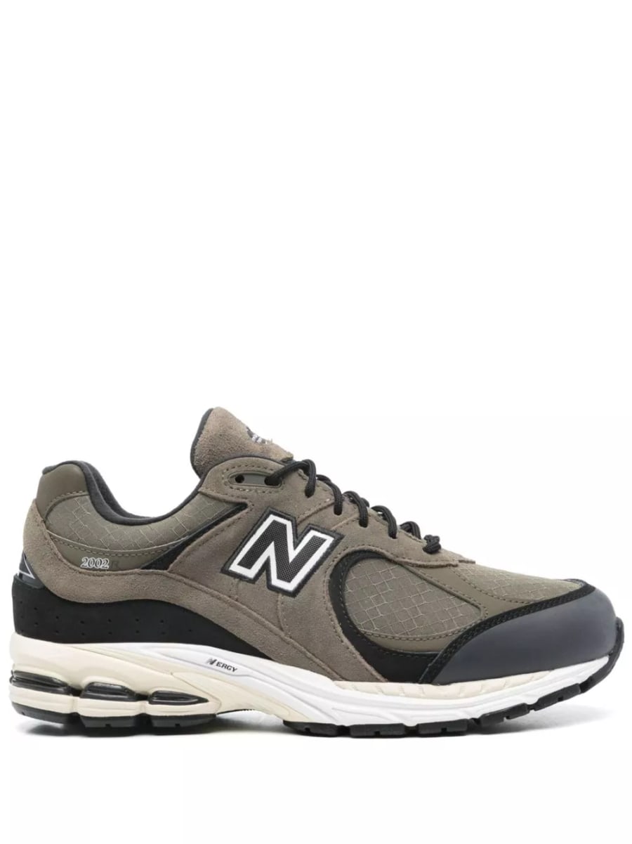 New Balance Sneaker M2002