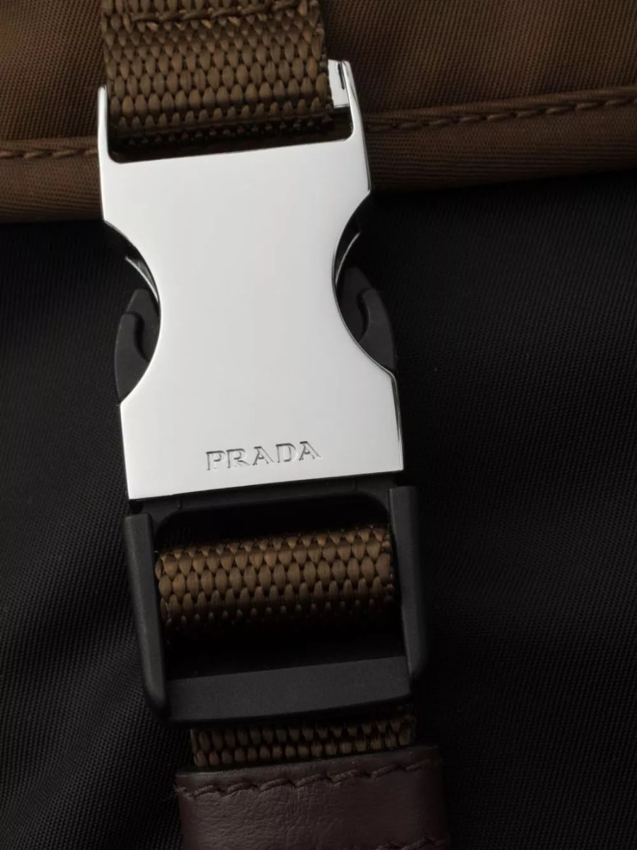 Prada Borsa a tracolla in Re-nylon e pelle, view 5