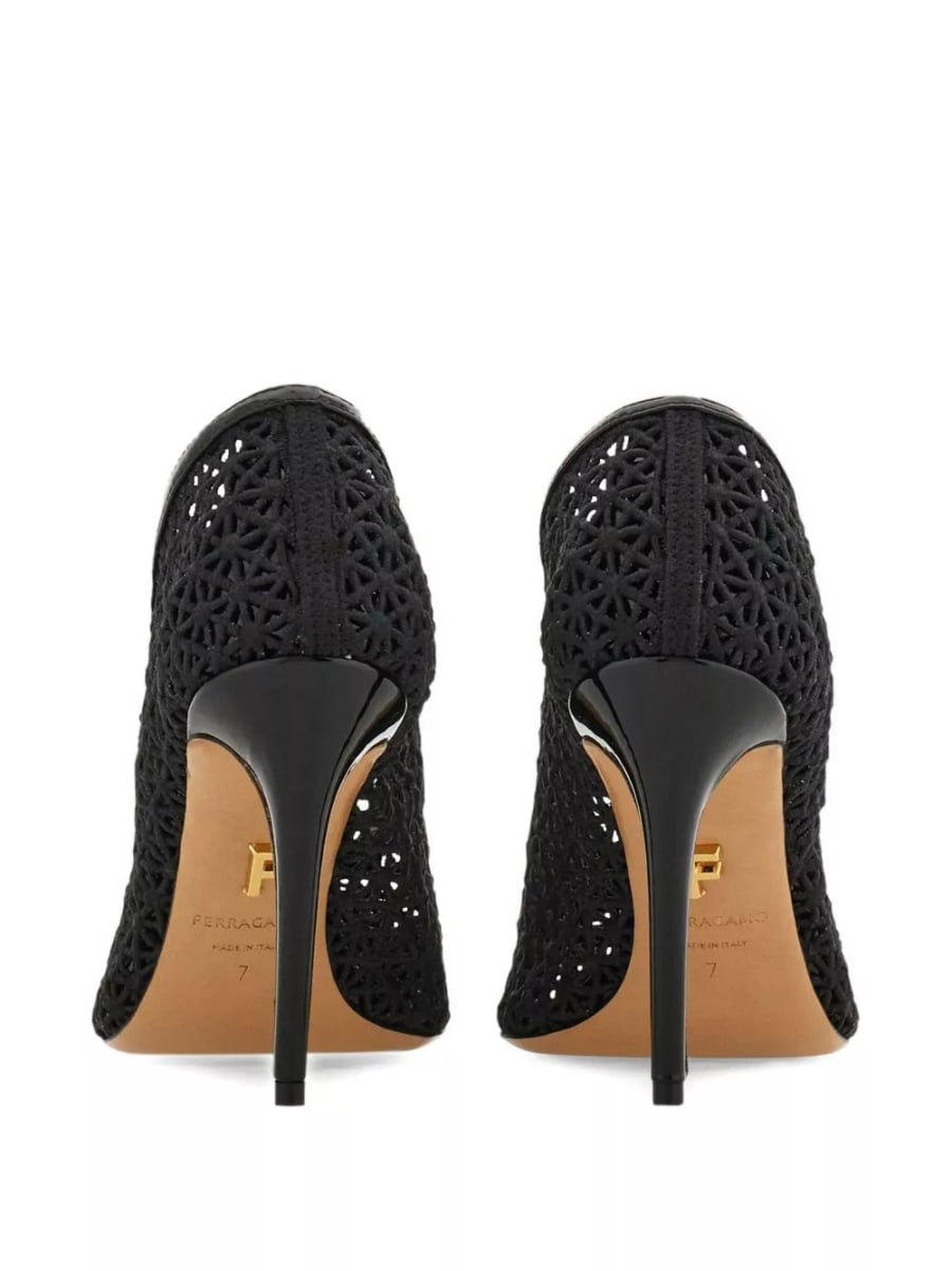 Ferragamo Pumps in Macramé, view 5