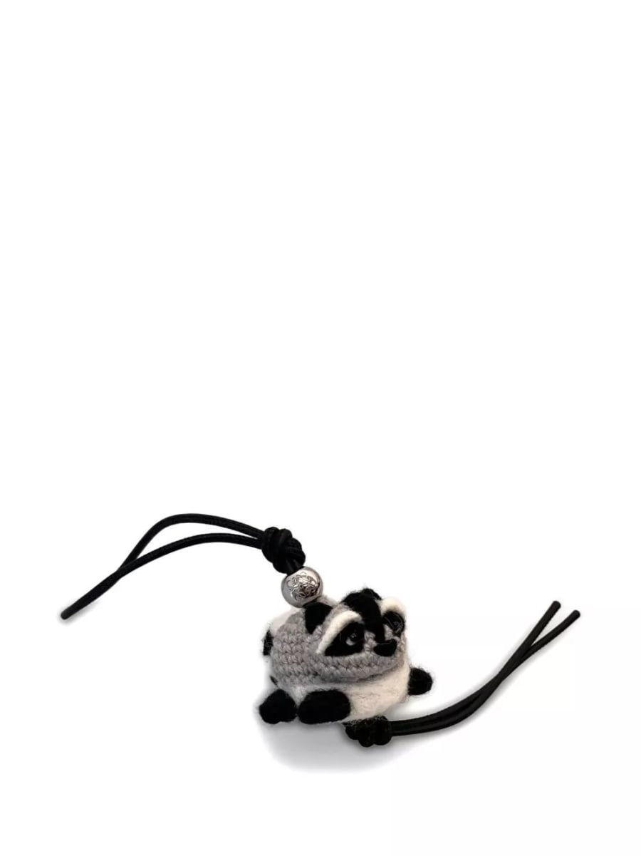 Loewe Charm procione