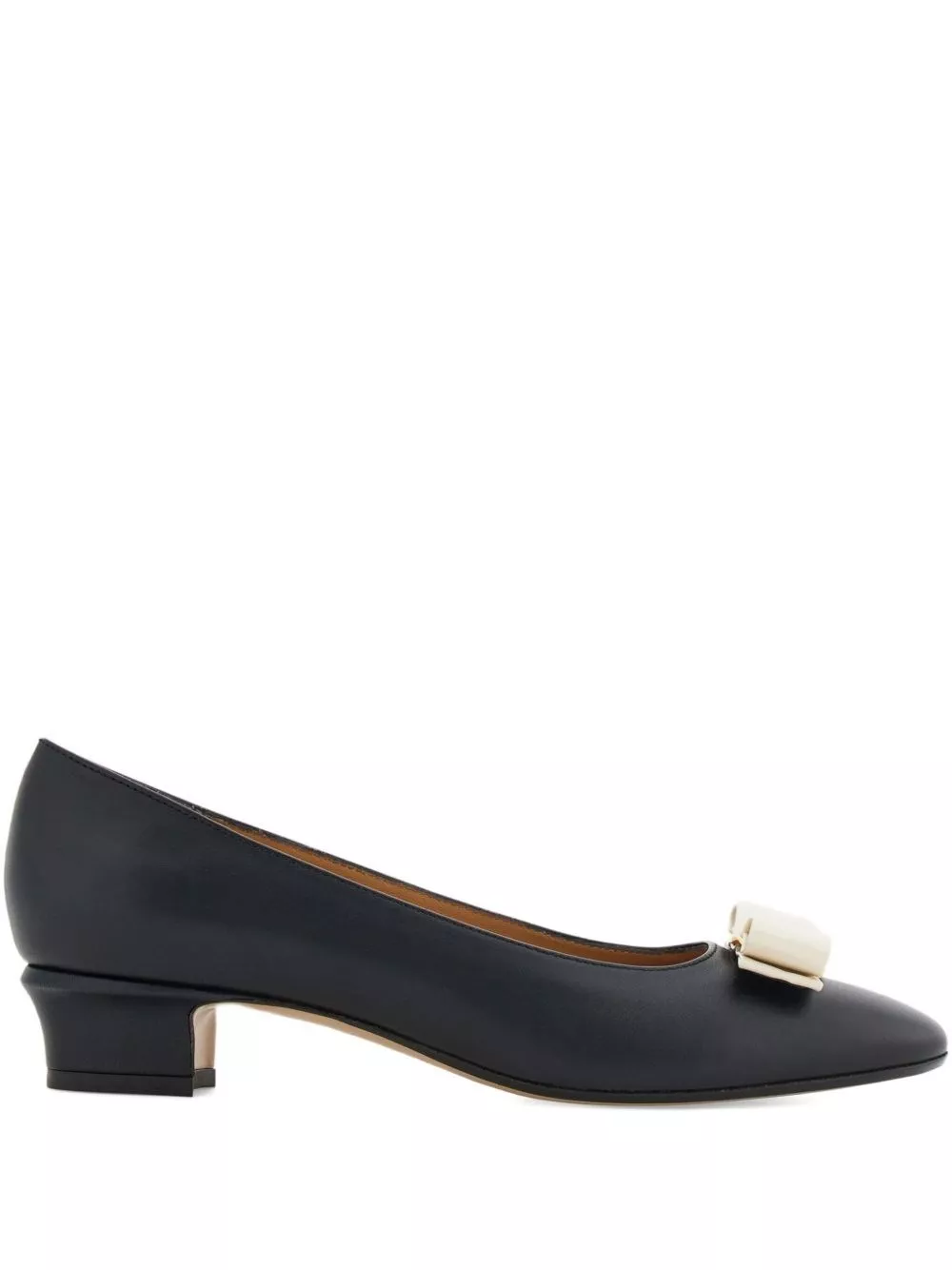 Ferragamo Pumps in pelle Vara