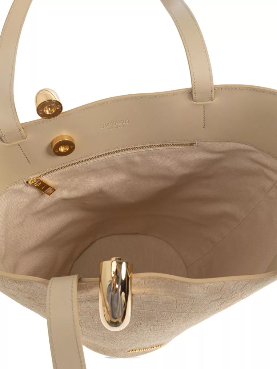 Jacquemus Le Bambola Moyen borsa a secchiello in pelle, view 2