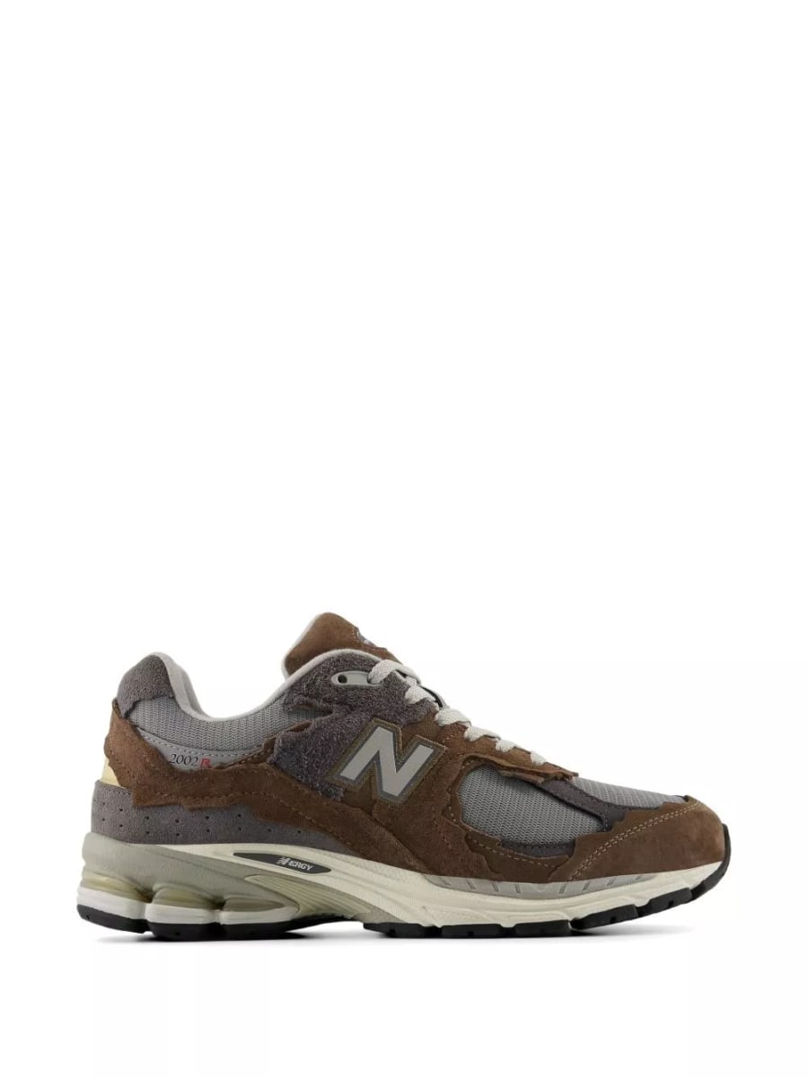 New Balance sneakers 2002
