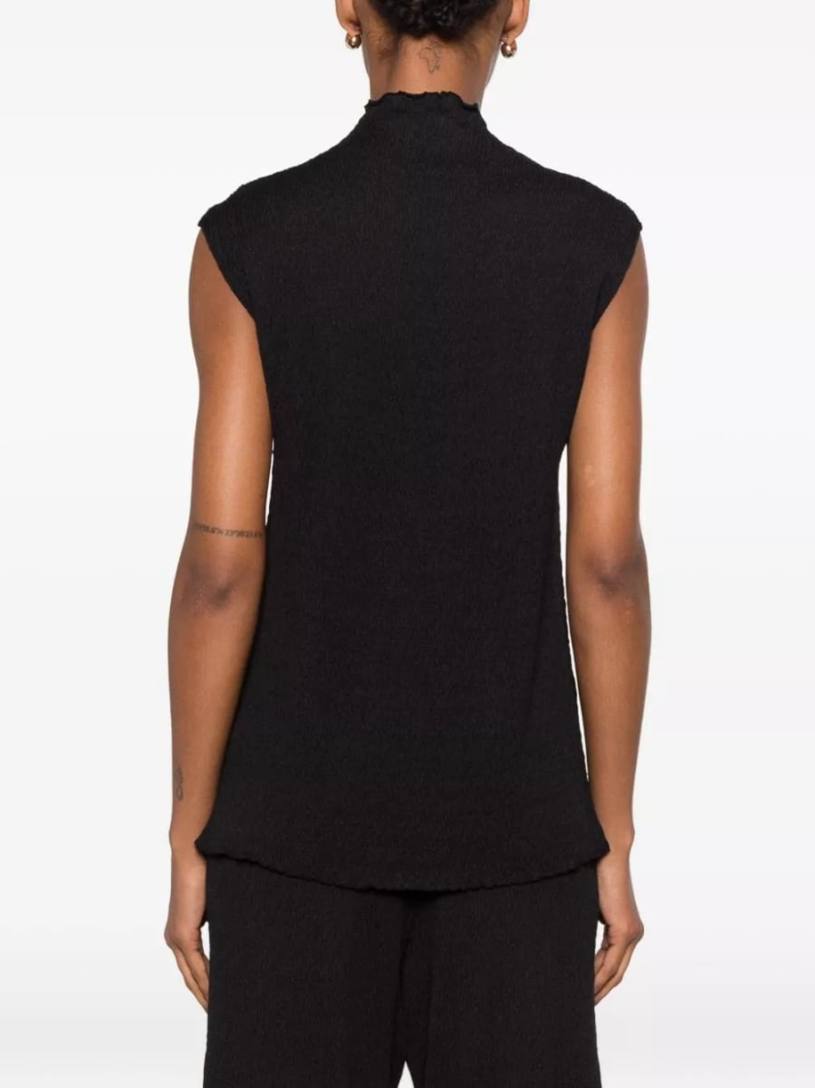 The Row Top in seta Oakson, view 4