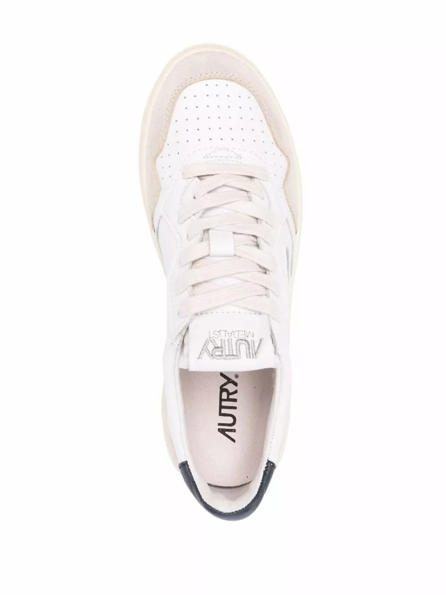 Autry Medialist Low sneakers, view 3