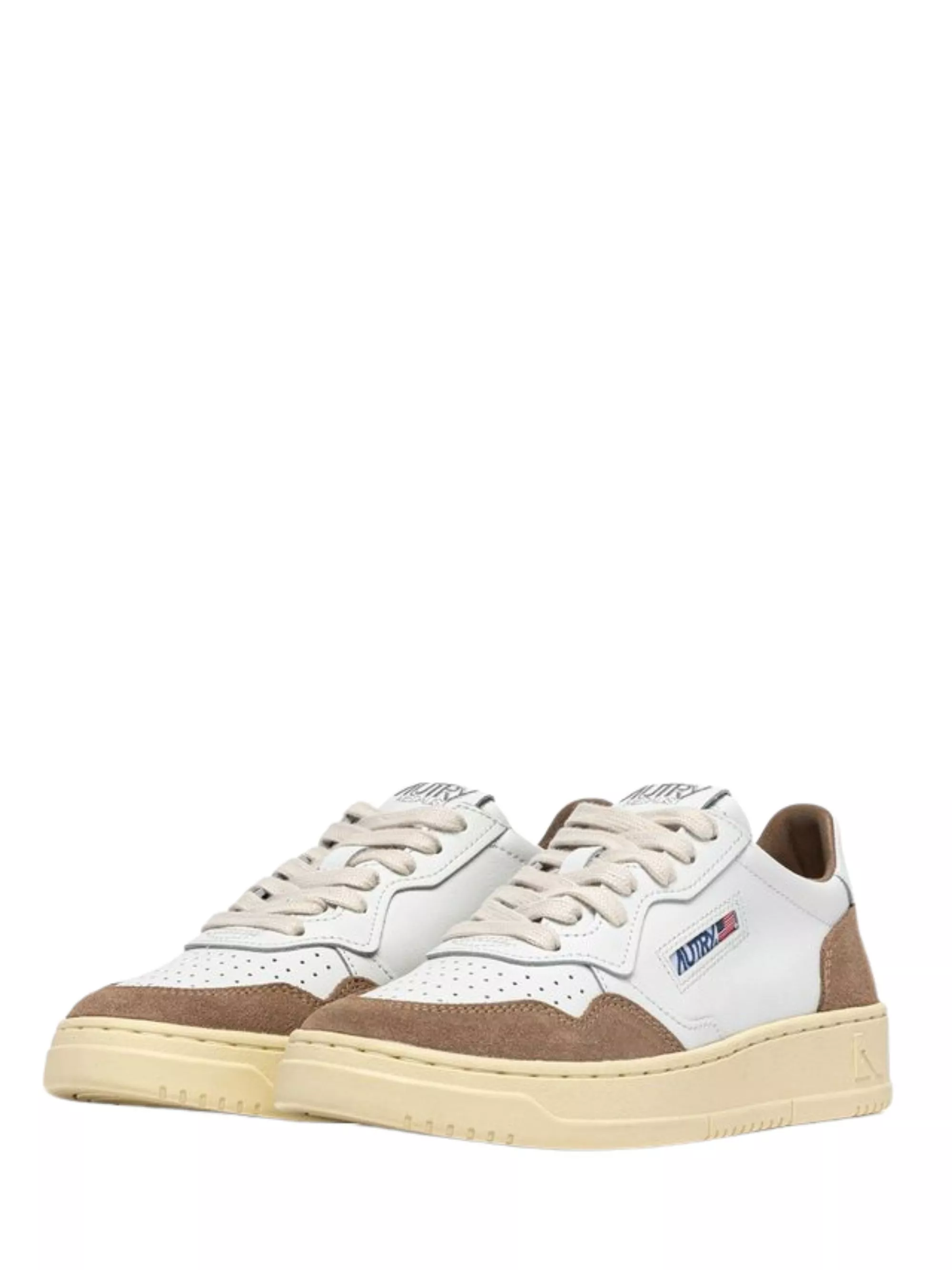 Autry Sneakers in pelle Medialist Low, view 2