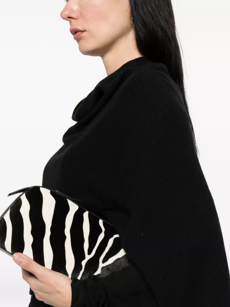 Beyou Poncho in cashmere, view 2
