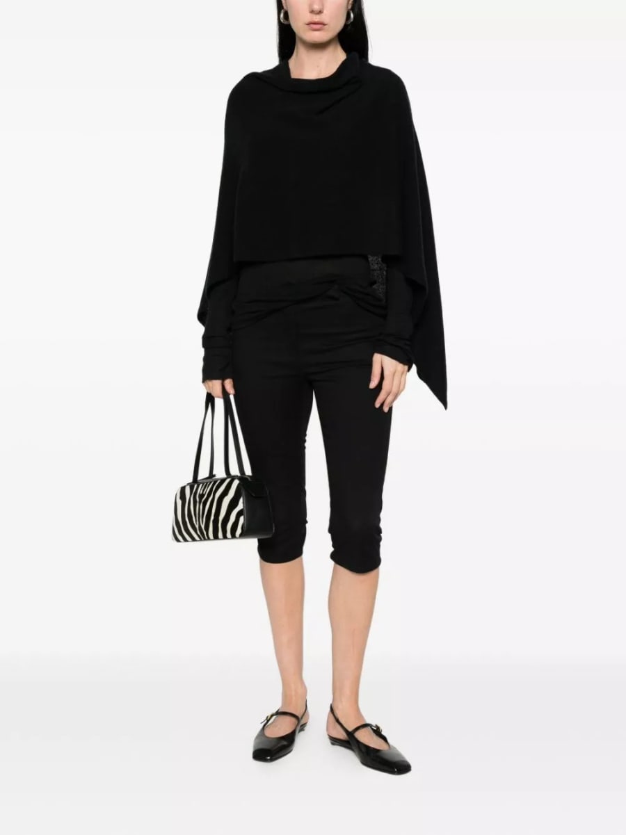 Beyou Poncho in cashmere, view 3